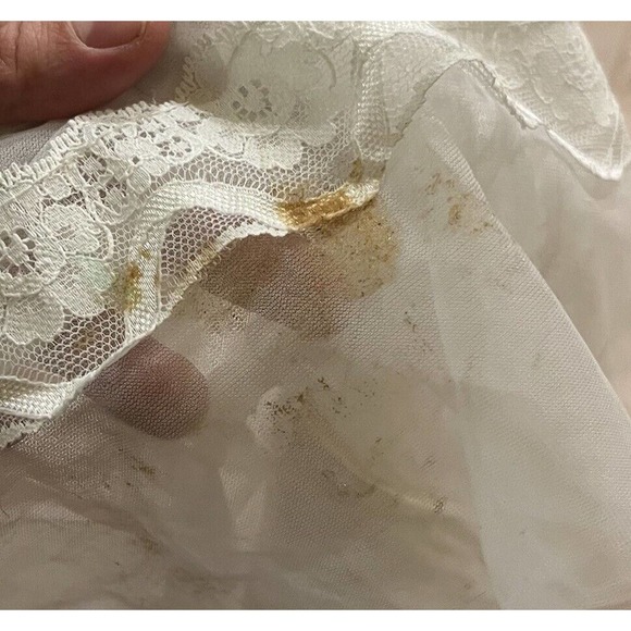 bridallure Women’s SZ 6. VTG White Pink Lace High Neck Long Sleeve Wedding Dress - Picture 11 of 16